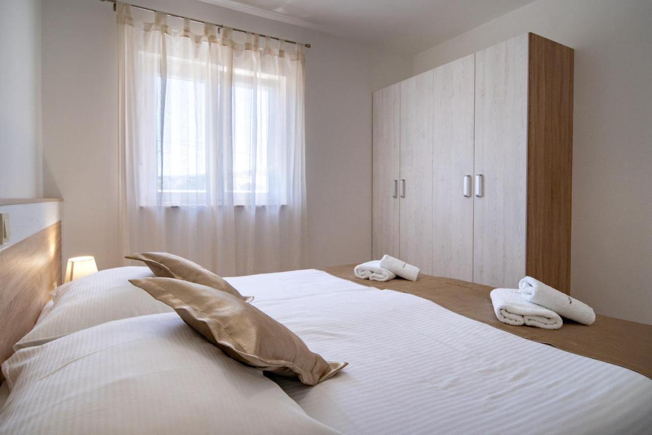 Mistral Apartments Lopar Zewnętrze zdjęcie